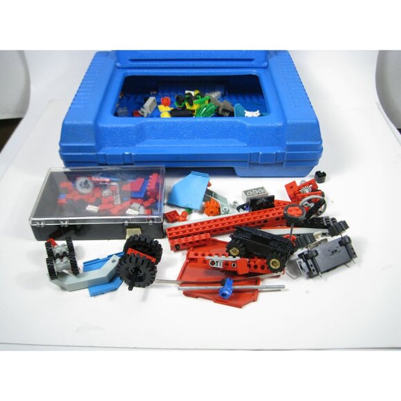 Lego Vintage 1984 Storage Travel Carry Case Assorted LOT Bricks Wheels Snap Lid - Picture 2 of 16